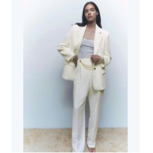 Zara high waisted cropped trousers with gold chain XS